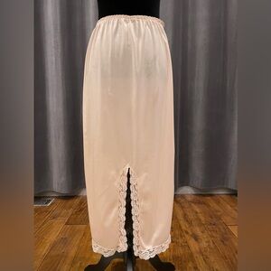 Vintage beige half slip skirt